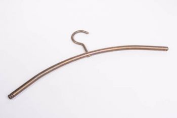 Kledinghanger draaibaar voor buis tot 40mm brons antiek