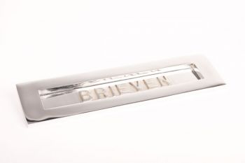 Brievenbus rechthoekig geveerd blinkend chroom BRIEVEN