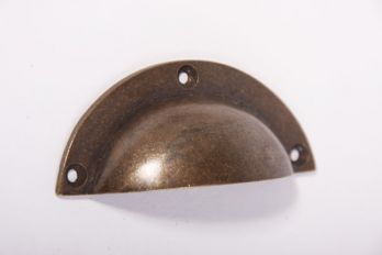 Komgreep - greep schelp brons antiek 85mm
