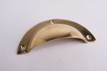 Klassieke komgreep schelp messing polijst 88mm