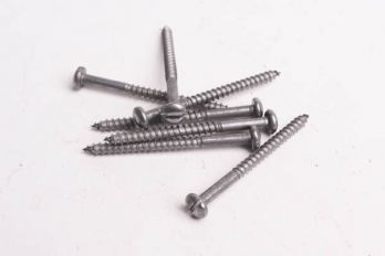 Schroeven bolkop 4.0 x 40mm tinkleur gleuf 50 stuks