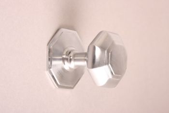 Deurknop geborsteld chroom achthoekig 75mm