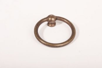 Ringgreep brons antiek 40mm diameter 4mm dik met boutje