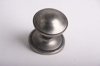 Deurknop klassiek zilver antiek rond 81mm
